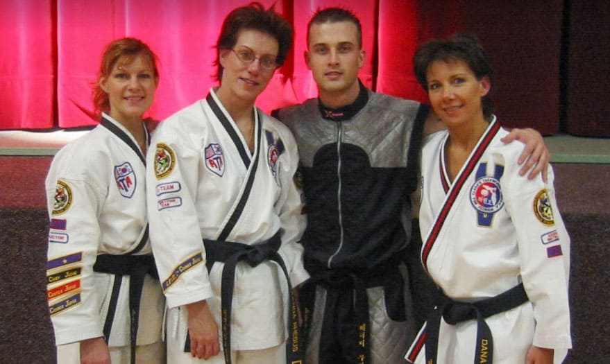 windsor-karate-school-for-adults windsor-karate-school-for-adults
